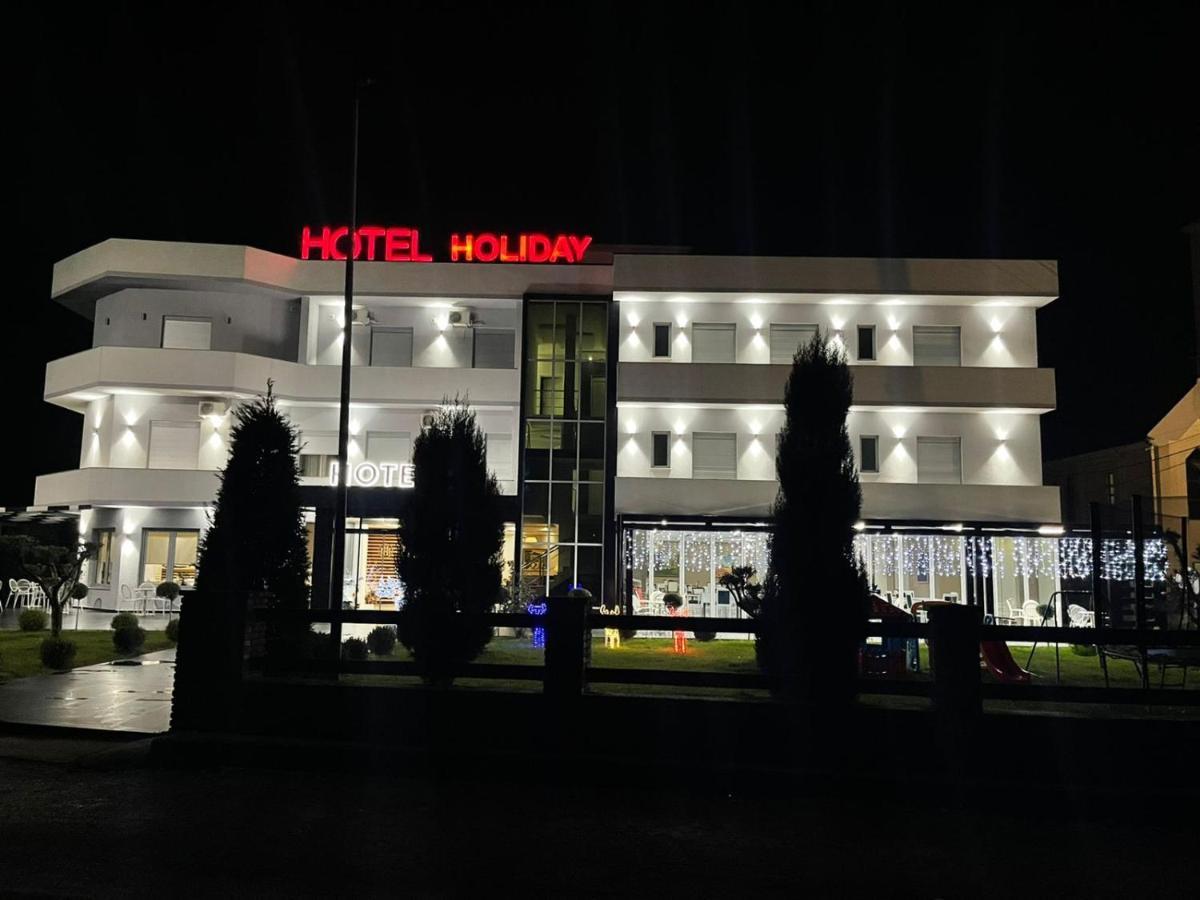 Hotel Holiday Koplik Exteriör bild