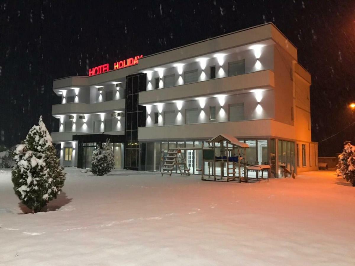 Hotel Holiday Koplik Exteriör bild